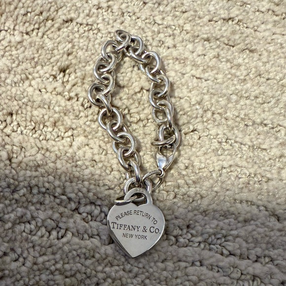 Tiffany & Co. Jewelry - Tiffany and Co return to Tiffany Silver heart charm XS bracelet